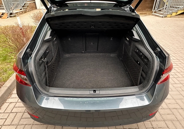 Skoda Superb cena 89800 przebieg: 168500, rok produkcji 2020 z Pelplin małe 352